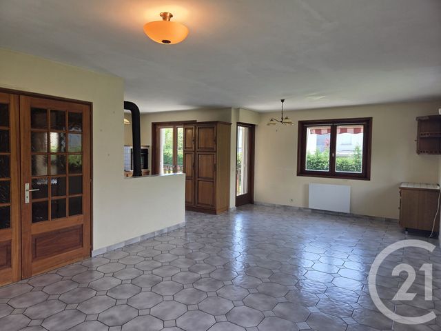 maison à louer - 6 pièces - 200.0 m2 - ST GENIS POUILLY - 01 - RHONE-ALPES - Century 21 Adl Genevois