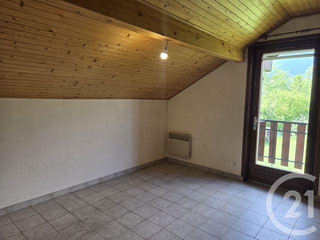 maison à louer - 6 pièces - 200.0 m2 - ST GENIS POUILLY - 01 - RHONE-ALPES - Century 21 Adl Genevois