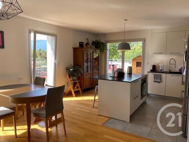 Appartement T4 à louer - 4 pièces - 94.35 m2 - ORNEX - 01 - RHONE-ALPES - Century 21 Adl Genevois