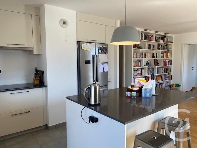 Appartement T4 à louer - 4 pièces - 94.35 m2 - ORNEX - 01 - RHONE-ALPES - Century 21 Adl Genevois