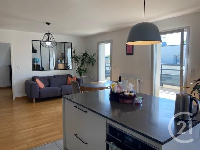 Appartement T4 à louer - 4 pièces - 94.35 m2 - ORNEX - 01 - RHONE-ALPES - Century 21 Adl Genevois