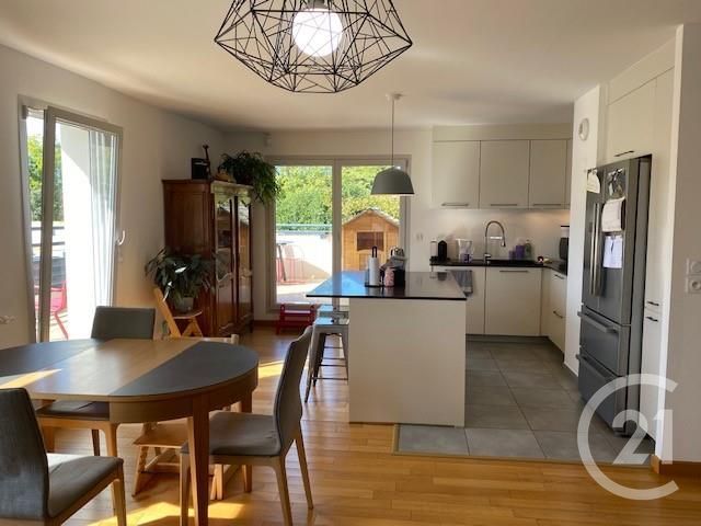 Appartement T4 à louer - 4 pièces - 94.35 m2 - ORNEX - 01 - RHONE-ALPES - Century 21 Adl Genevois