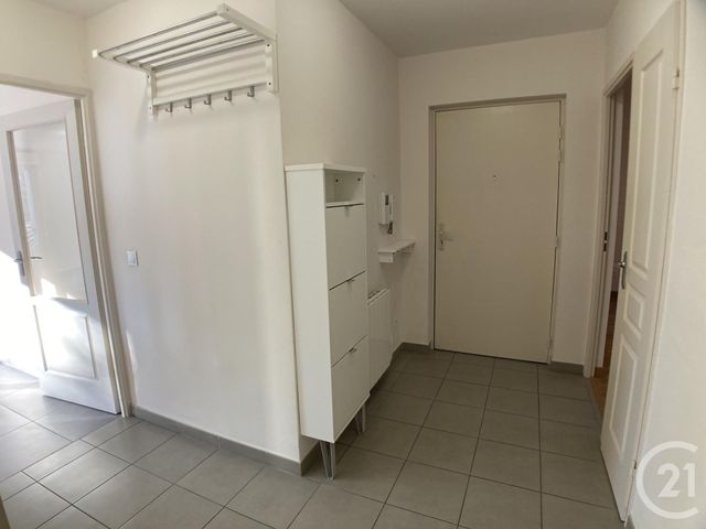 Appartement F4 à louer - 4 pièces - 88.75 m2 - ST JULIEN EN GENEVOIS - 74 - RHONE-ALPES - Century 21 Adl Genevois