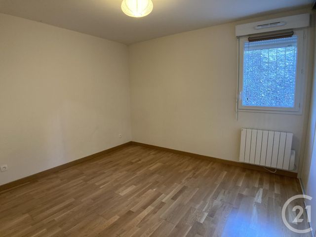 Appartement F4 à louer - 4 pièces - 88.75 m2 - ST JULIEN EN GENEVOIS - 74 - RHONE-ALPES - Century 21 Adl Genevois