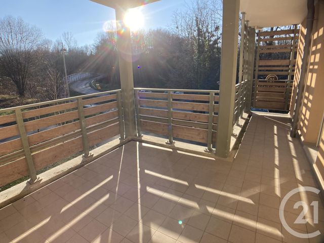 Appartement F4 à louer - 4 pièces - 88.75 m2 - ST JULIEN EN GENEVOIS - 74 - RHONE-ALPES - Century 21 Adl Genevois