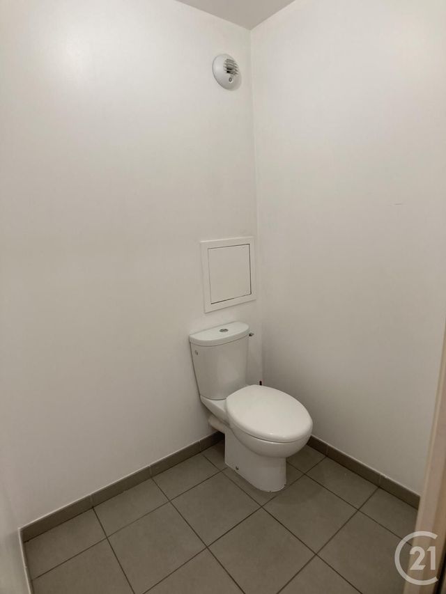 Appartement F4 à louer - 4 pièces - 88.75 m2 - ST JULIEN EN GENEVOIS - 74 - RHONE-ALPES - Century 21 Adl Genevois