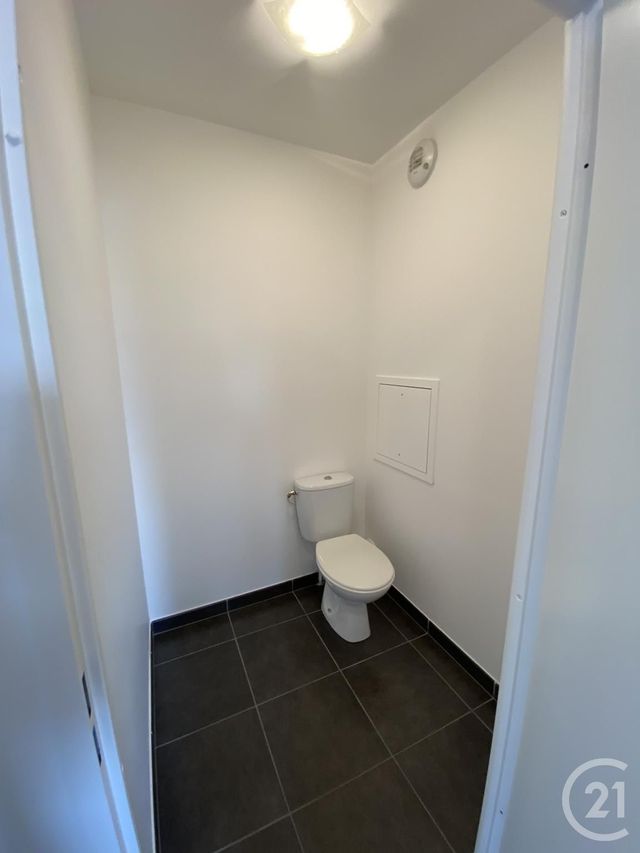 Appartement F3 à louer - 3 pièces - 58.03 m2 - ANNEMASSE - 74 - RHONE-ALPES - Century 21 Adl Genevois