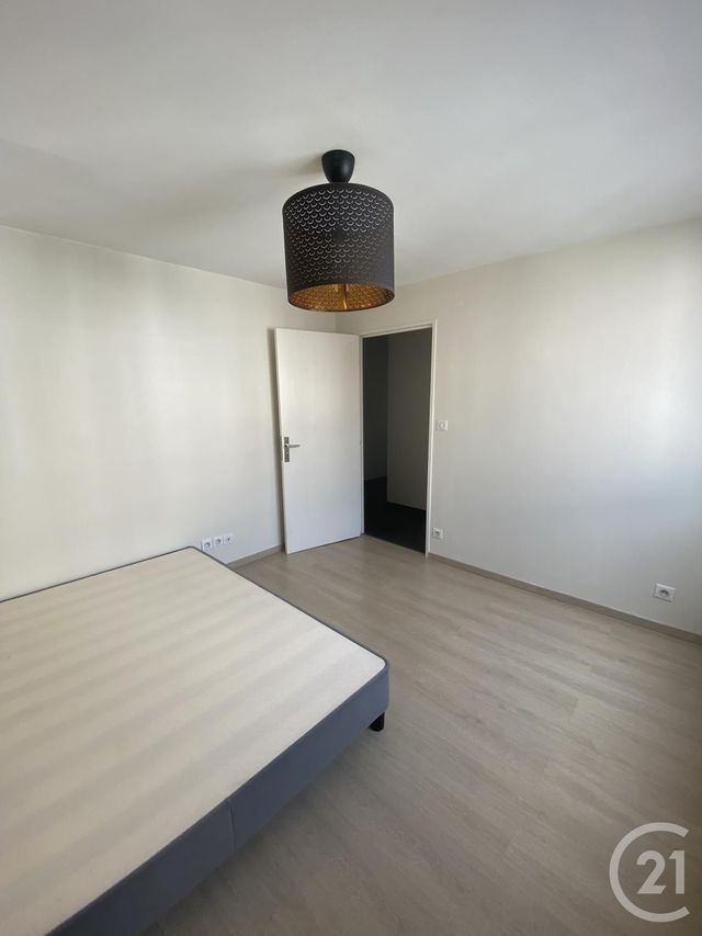 Appartement F3 à louer - 3 pièces - 61.8 m2 - ANNEMASSE - 74 - RHONE-ALPES - Century 21 Adl Genevois