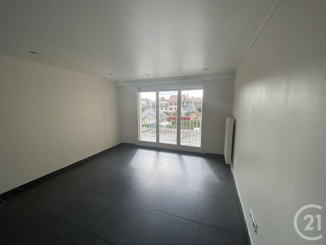 Appartement F3 à louer - 3 pièces - 61.8 m2 - ANNEMASSE - 74 - RHONE-ALPES - Century 21 Adl Genevois