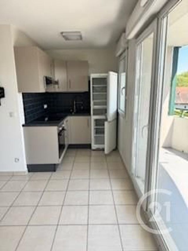 Appartement F2 à louer - 2 pièces - 39.76 m2 - ANNEMASSE - 74 - RHONE-ALPES - Century 21 Adl Genevois