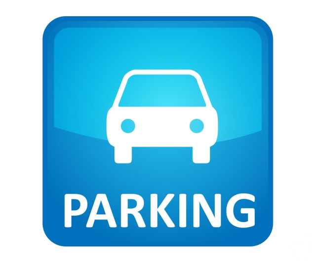 parking - ANNEMASSE - 74