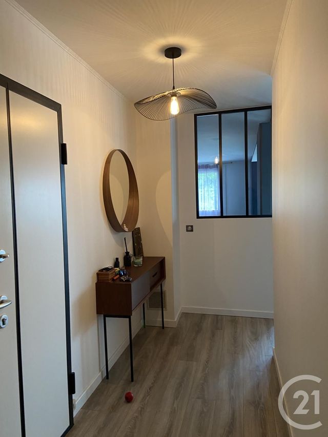 Appartement F4 à louer - 4 pièces - 96.88 m2 - ST JULIEN EN GENEVOIS - 74 - RHONE-ALPES - Century 21 Adl Genevois