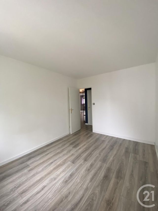 Appartement F4 à louer - 4 pièces - 96.88 m2 - ST JULIEN EN GENEVOIS - 74 - RHONE-ALPES - Century 21 Adl Genevois