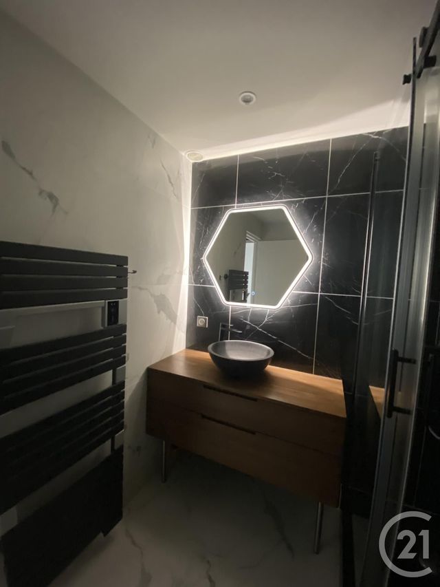 Appartement F4 à louer - 4 pièces - 96.88 m2 - ST JULIEN EN GENEVOIS - 74 - RHONE-ALPES - Century 21 Adl Genevois