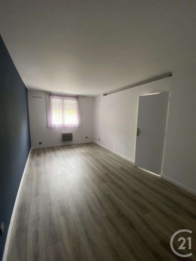 Appartement F4 à louer - 4 pièces - 96.88 m2 - ST JULIEN EN GENEVOIS - 74 - RHONE-ALPES - Century 21 Adl Genevois
