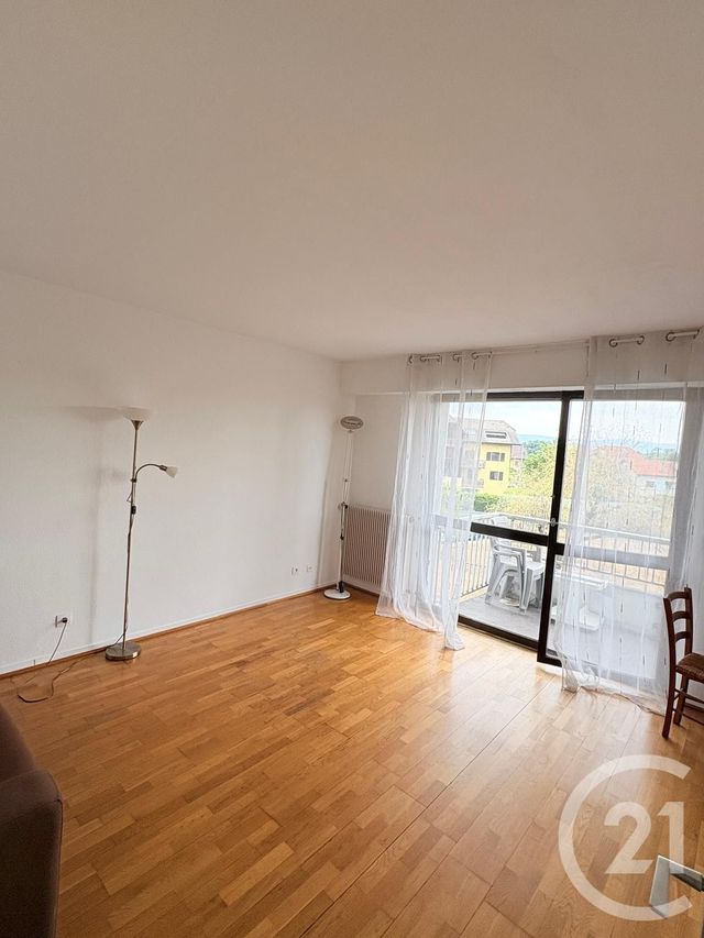 Appartement Studio à louer - 1 pièce - 38.96 m2 - GAILLARD - 74 - RHONE-ALPES - Century 21 Adl Genevois