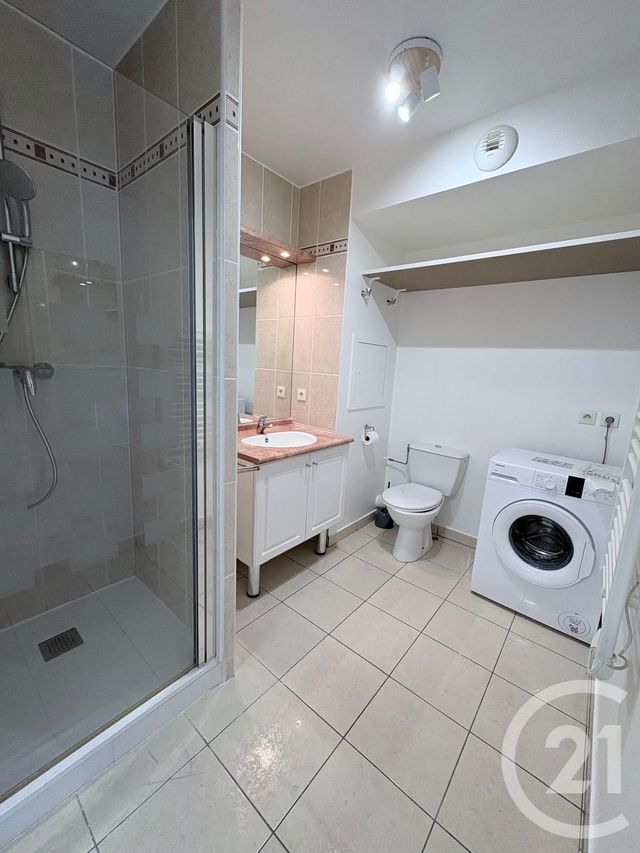 Appartement Studio à louer - 1 pièce - 33.17 m2 - AMBILLY - 74 - RHONE-ALPES - Century 21 Adl Genevois