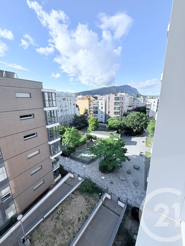 Appartement F3 à louer - 3 pièces - 72.8 m2 - ANNEMASSE - 74 - RHONE-ALPES - Century 21 Adl Genevois