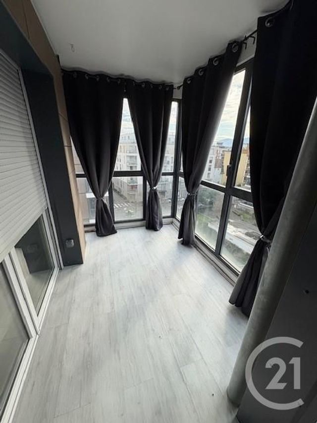 Appartement F3 à louer - 3 pièces - 72.8 m2 - ANNEMASSE - 74 - RHONE-ALPES - Century 21 Adl Genevois