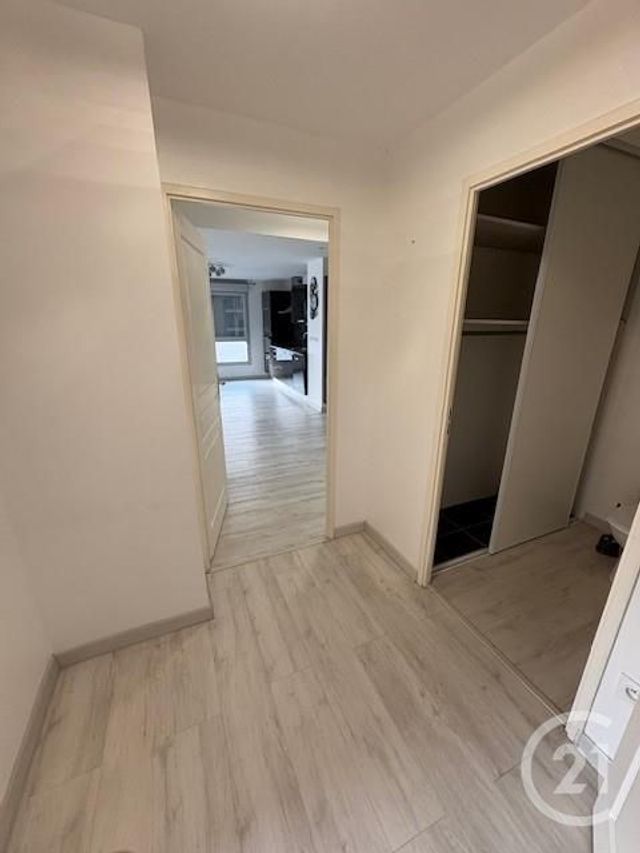 Appartement F3 à louer - 3 pièces - 72.8 m2 - ANNEMASSE - 74 - RHONE-ALPES - Century 21 Adl Genevois