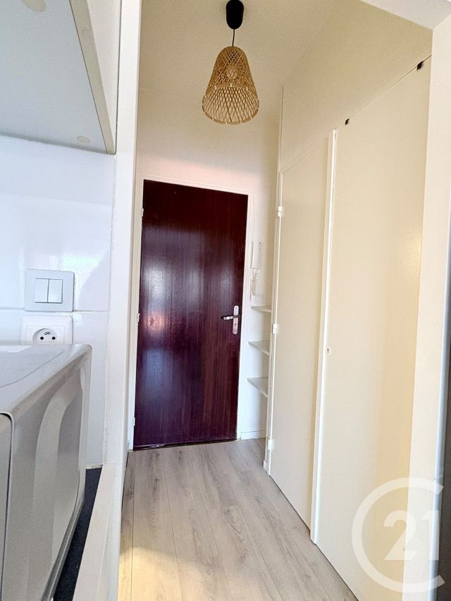 Appartement F1 à louer - 1 pièce - 24.0 m2 - ANNEMASSE - 74 - RHONE-ALPES - Century 21 Adl Genevois
