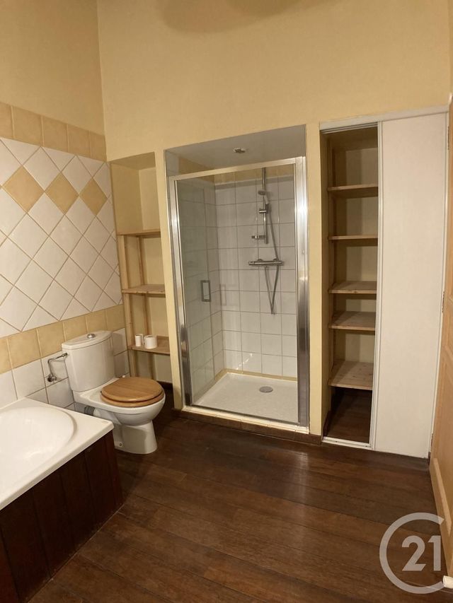 Appartement F4 à louer - 4 pièces - 96.7 m2 - ORNEX - 01 - RHONE-ALPES - Century 21 Adl Genevois
