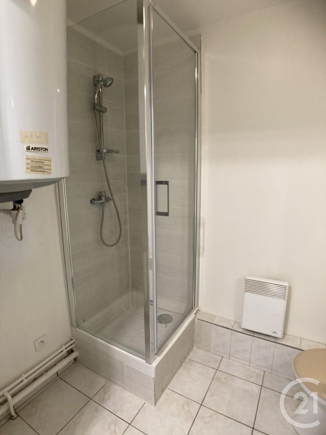 Appartement Studio à louer - 1 pièce - 30.48 m2 - VALLEIRY - 74 - RHONE-ALPES - Century 21 Adl Genevois