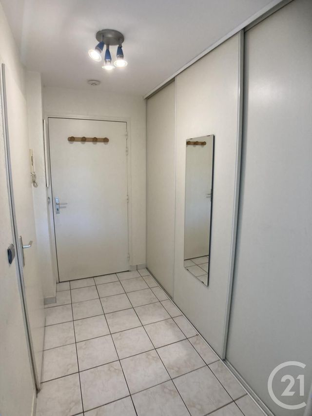 Appartement Studio à louer - 1 pièce - 30.48 m2 - VALLEIRY - 74 - RHONE-ALPES - Century 21 Adl Genevois