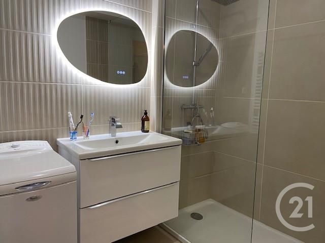 Appartement F2 à louer - 2 pièces - 66.75 m2 - ORNEX - 01 - RHONE-ALPES - Century 21 Adl Genevois