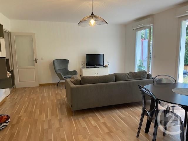 Appartement F2 à louer - 2 pièces - 66.75 m2 - ORNEX - 01 - RHONE-ALPES - Century 21 Adl Genevois