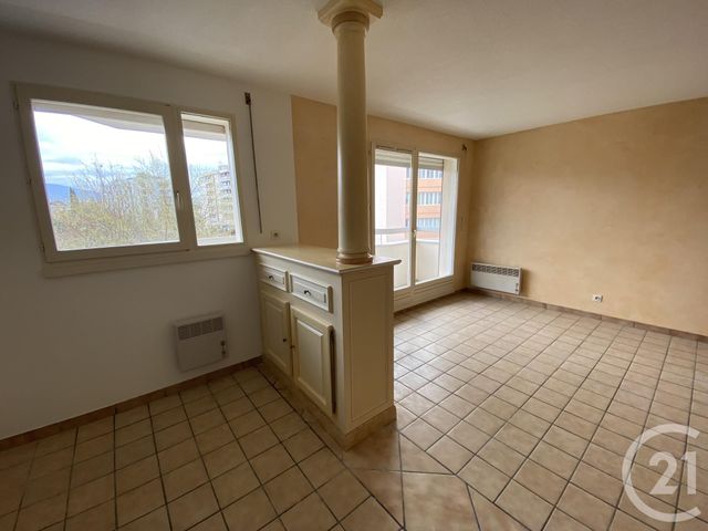 Appartement F2 à louer - 2 pièces - 48.59 m2 - GAILLARD - 74 - RHONE-ALPES - Century 21 Adl Genevois