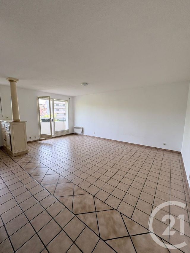 Appartement F2 à louer - 2 pièces - 48.59 m2 - GAILLARD - 74 - RHONE-ALPES - Century 21 Adl Genevois