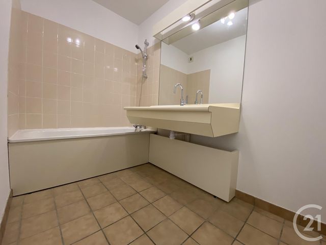 Appartement F2 à louer - 2 pièces - 48.59 m2 - GAILLARD - 74 - RHONE-ALPES - Century 21 Adl Genevois