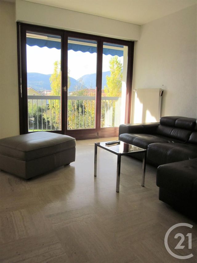 Appartement F3 à louer - 4 pièces - 76.16 m2 - VALLEIRY - 74 - RHONE-ALPES - Century 21 Adl Genevois