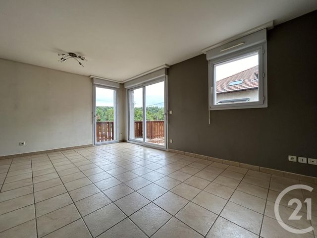 Appartement T4 à louer - 4 pièces - 60.84 m2 - ST JULIEN EN GENEVOIS - 74 - RHONE-ALPES - Century 21 Adl Genevois