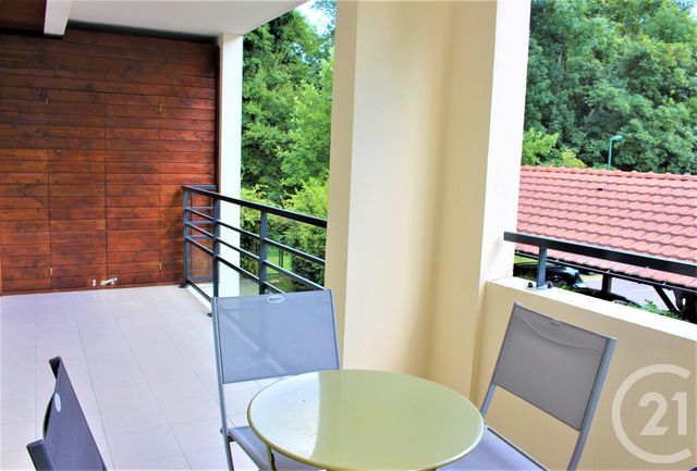 Appartement T3 à louer - 3 pièces - 71.2 m2 - GEX - 01 - RHONE-ALPES - Century 21 Adl Genevois