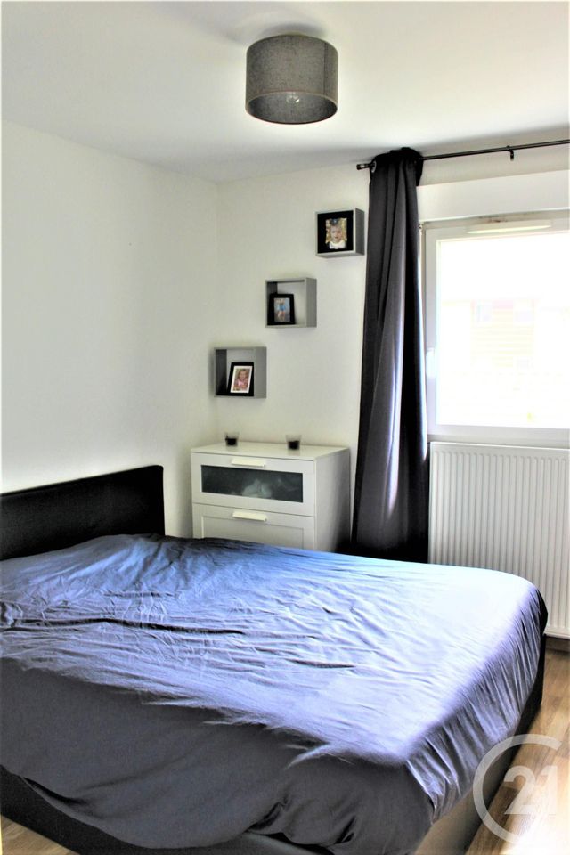 Appartement T3 à louer - 3 pièces - 71.2 m2 - GEX - 01 - RHONE-ALPES - Century 21 Adl Genevois
