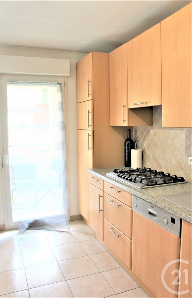 Appartement T3 à louer - 3 pièces - 71.2 m2 - GEX - 01 - RHONE-ALPES - Century 21 Adl Genevois
