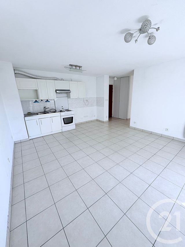 Appartement F3 à louer - 3 pièces - 49.23 m2 - AMBILLY - 74 - RHONE-ALPES - Century 21 Adl Genevois