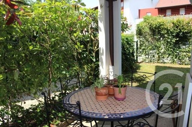 Appartement T1 à louer - 1 pièce - 31.92 m2 - GEX - 01 - RHONE-ALPES - Century 21 Adl Genevois